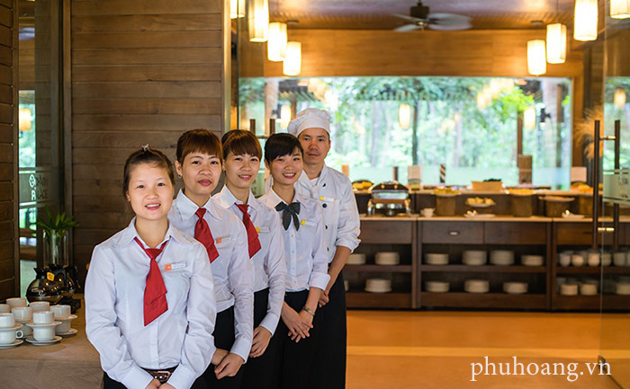 tu-van-thiet-ke-mau-dong-phuc-nha-hang tu-van-thiet-ke-mau-dong-phuc-nha-hang-3.jpg (123 KB)