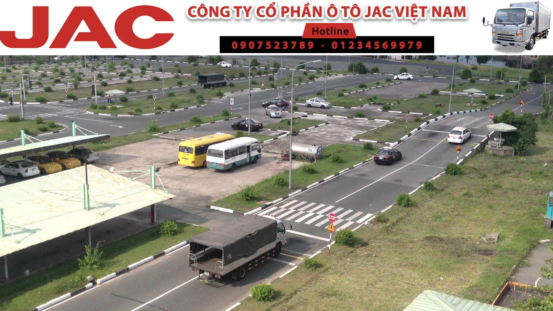 chạy xe tải hạng nặng chạy xe tải hạng nặng