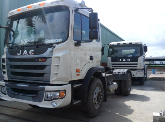 Xe đầu kéo JAC 260Hp Cầu láp Xe đầu kéo JAC 260Hp Cầu láp