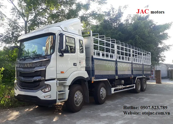 XE TẢI JAC 4 CHÂN A5 17.9 TẤN