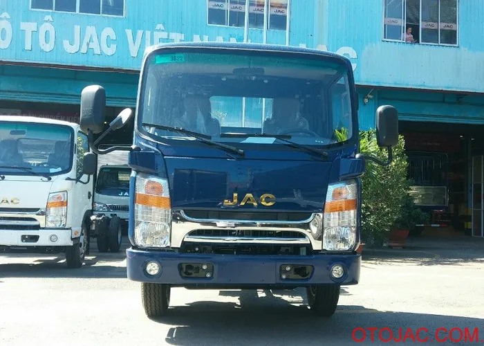 XE TẢI JAC 2.35 TẤN HFC1042K2