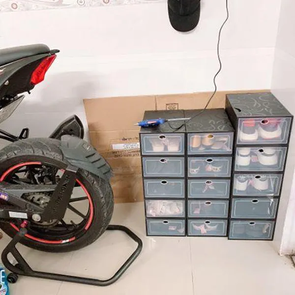 Hộp nhựa đựng giày nắp trong suốt Full Đen - Tặng Túi Hút Ẩm - Blue Deer