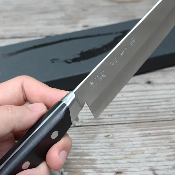Dao Nhật Minamoto Kotetsu Santoku 180mm Sweedish