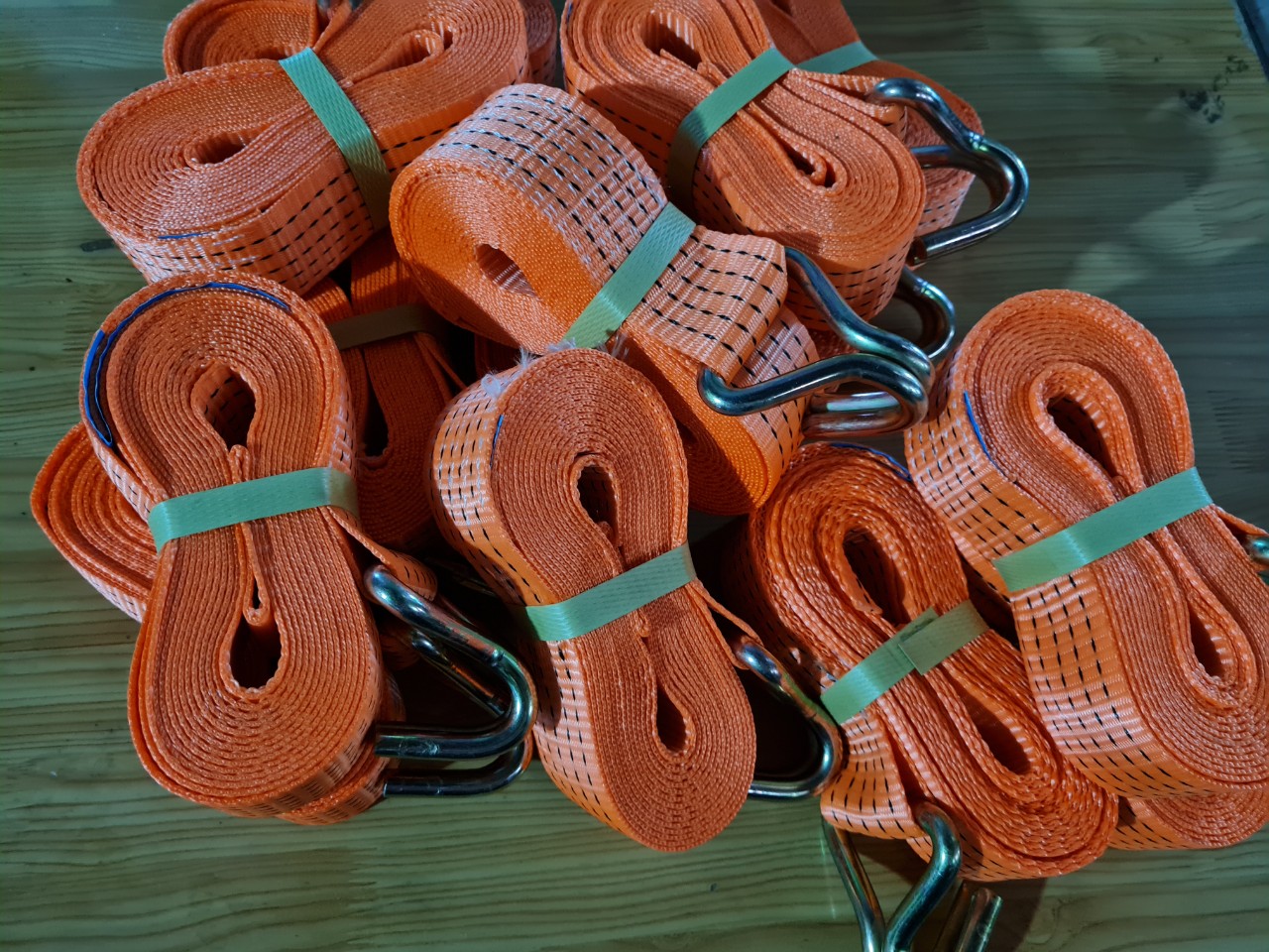 Cuộn dây may móc dây chằng hàng bản 50mm Cuộn dây may móc dây chằng hàng bản 50mm