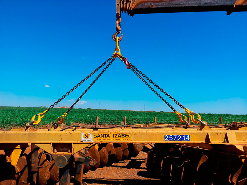 Ứng dụng sling xích cẩu hàng 4 chân cẩu container Ứng dụng sling xích cẩu hàng 4 chân cẩu container