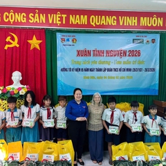 Phường Bình Đức tổ chức chương trình “Trang sách yêu thương – Ươm mầm tri thức”