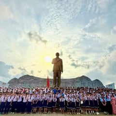 Phú Quốc tổ chức Lễ Chào cờ kỷ niệm 85 năm Ngày thành lập Đội TNTP Hồ Chí Minh