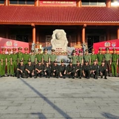 Tuổi trẻ Công an tỉnh An Giang tri ân các anh hùng liệt sĩ