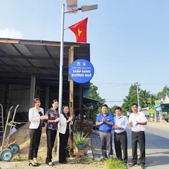 AN GIANG - KHÁNH THÀNH CÔNG TRÌNH “THẮP SÁNG ĐƯỜNG QUÊ”
