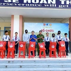 Xã Vĩnh Hòa tổ chức chuỗi hoạt động kỷ niệm 76 năm Ngày truyền thống học sinh
