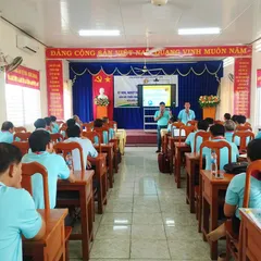 Phú Tân: Tập huấn kỹ năng, nghiệp vụ công tác Đội năm học 2024 - 2025