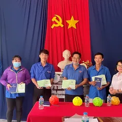 Thực hiện điểm Mô hình 100% đoàn viên chi đoàn ấp tham gia Bảo hiểm xã hội tự nguyện