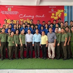 An Giang: Mang Xuân yêu thương đến người dân