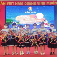 Những chiếc lồng đèn thắp sáng ước mơ thiếu An Giang mùa trăng tháng tám