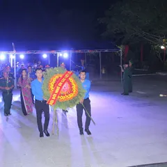 An Giang: Thắp sáng 8.901 ngọn nến tại phần mộ các liệt sĩ Nghĩa trang liệt sĩ Dốc Bà Đắc