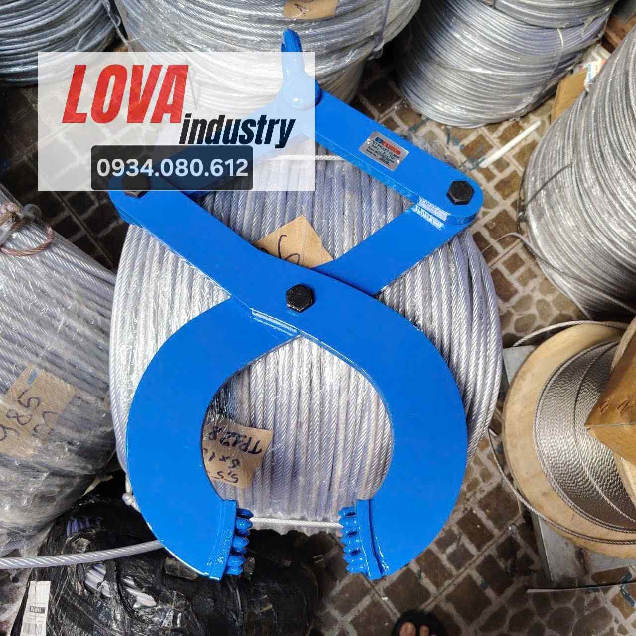 Kẹp kéo pallet 3 tấn kyoto Kẹp kéo pallet 3 tấn kyoto