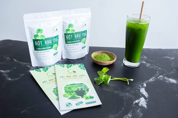 Bột Rau Má Quảng Thanh được đóng gói và giữ nguyên hương vị, màu sắc tự nhiên. Bột Rau Má Quảng Thanh được đóng gói và giữ nguyên hương vị, màu sắc tự nhiên.