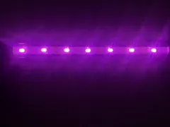 Mẫu đèn led hồng cho bể cá thêm xinh