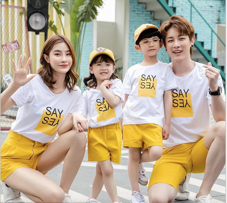 Các kiểu đồng phục gia đình trẻ trung năng động phù hợp đi pinic, dạo biển,... Các kiểu đồng phục gia đình trẻ trung năng động phù hợp đi pinic, dạo biển,...