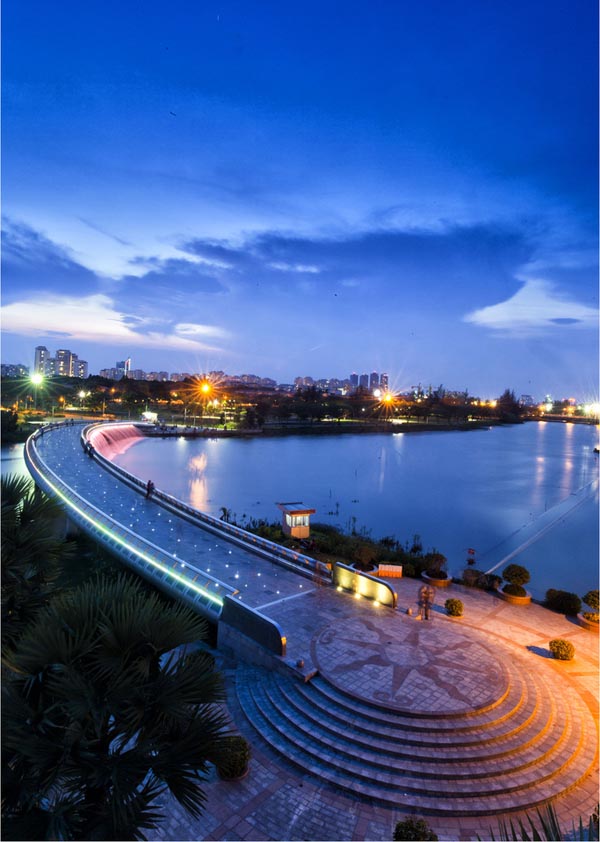 Tour du lịch thành phố Hồ Chí Minh về đêm bằng xe máy Tour du lịch thành phố Hồ Chí Minh về đêm bằng xe máy