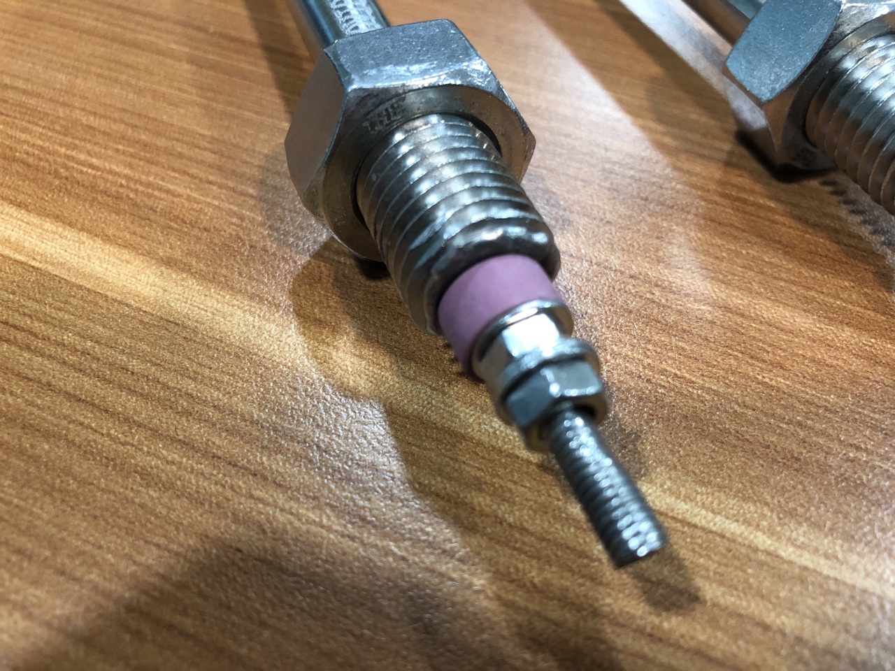 Điện trở cánh tản nhiệt chữ U600*60/220V*2000W Điện trở cánh tản nhiệt chữ U600*60/220V*2000W