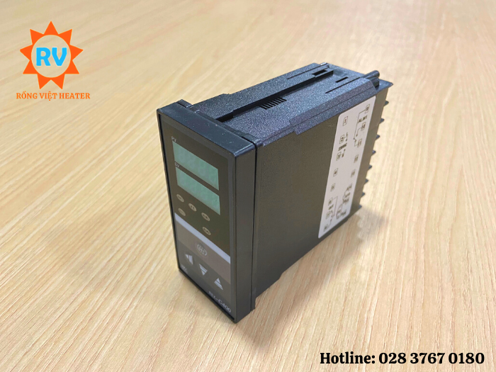 Đồng hồ điều khiển nhiệt độ REX-C400 SSR 0-1300°C Đồng hồ điều khiển nhiệt độ REX-C400 SSR 0-1300°C