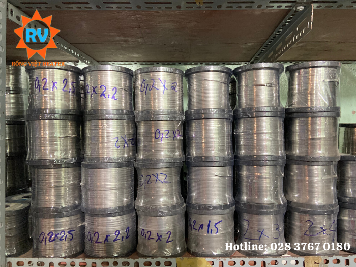 Dây điện trở dẹp OCr25Al5 Dây điện trở dẹp OCr25Al5