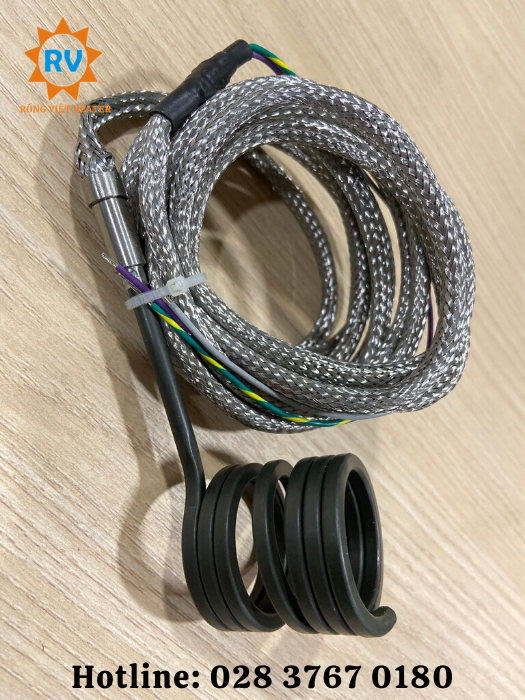 Điện trở đầu khuôn 4*4mm, Ø35*45/220V*550W Điện trở đầu khuôn 4*4mm, Ø35*45/220V*550W