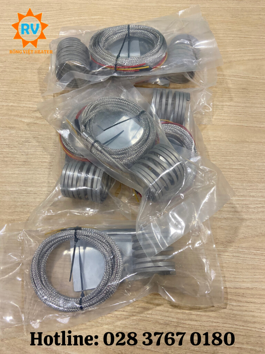 Điện trở đầu khuôn 4.2*2.2mm Ø40*50 / 220V*500W Điện trở đầu khuôn 4.2*2.2mm Ø40*50 / 220V*500W