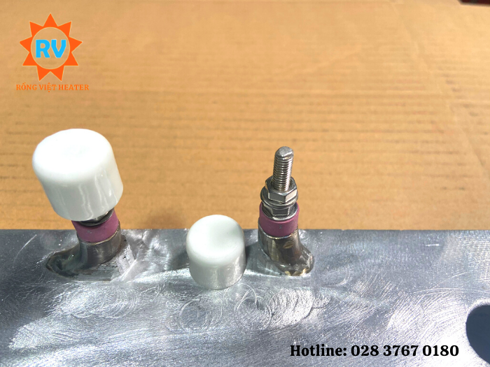 Điện trở đúc nhôm 240*250*20 220V - 3KW Điện trở đúc nhôm 240*250*20 220V - 3KW