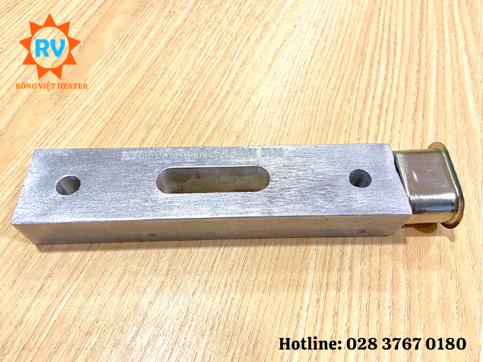 Điện trở đúc nhôm ra phích 175x40x25 / 220V - 200W Điện trở đúc nhôm ra phích 175x40x25 / 220V - 200W