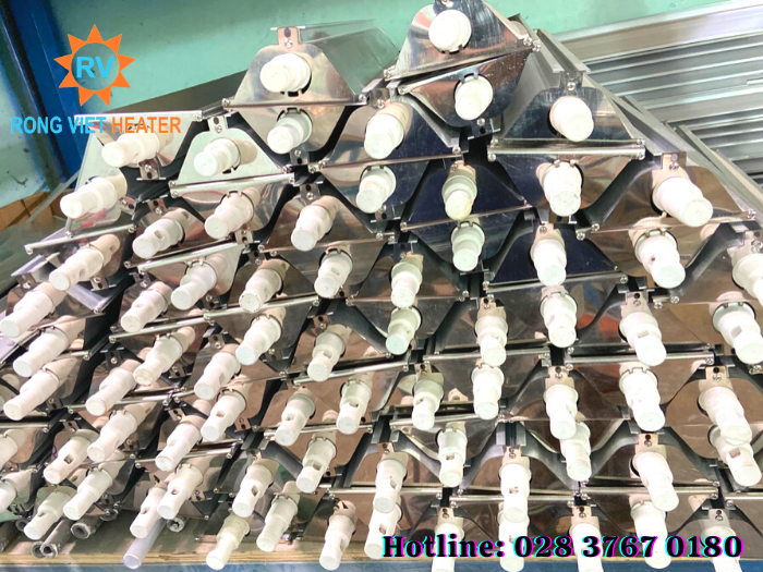 Điện Trở Máng Sứ Đen Ø18x400 / 220V - 1KW Điện Trở Máng Sứ Đen Ø18x400 / 220V - 1KW