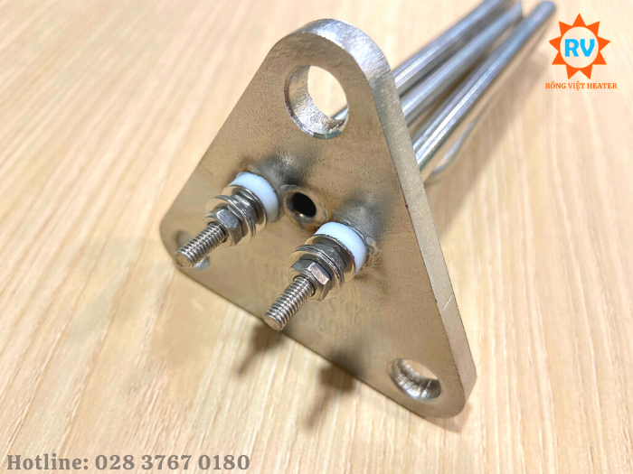 Điện trở đun nước mặt bích tam giác 80*15*U140 230V 1600W Điện trở đun nước mặt bích tam giác 80*15*U140 230V 1600W