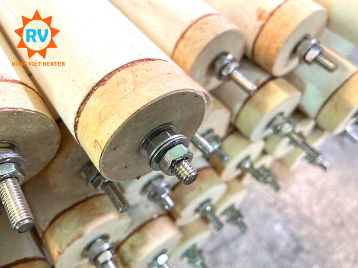 Điện trở ống sứ Ø40*2200mm 220V-240V 4000W Điện trở ống sứ Ø40*2200mm 220V-240V 4000W