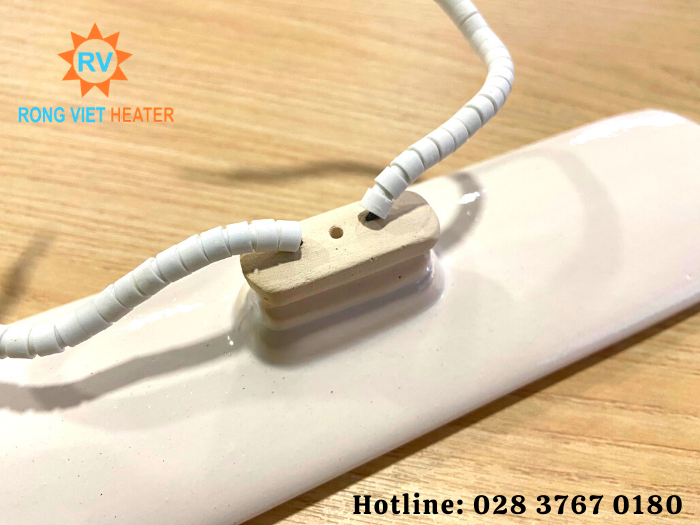 Điện trở sứ máng trắng 240x60 / 220V - 650W Điện trở sứ máng trắng 240x60 / 220V - 650W