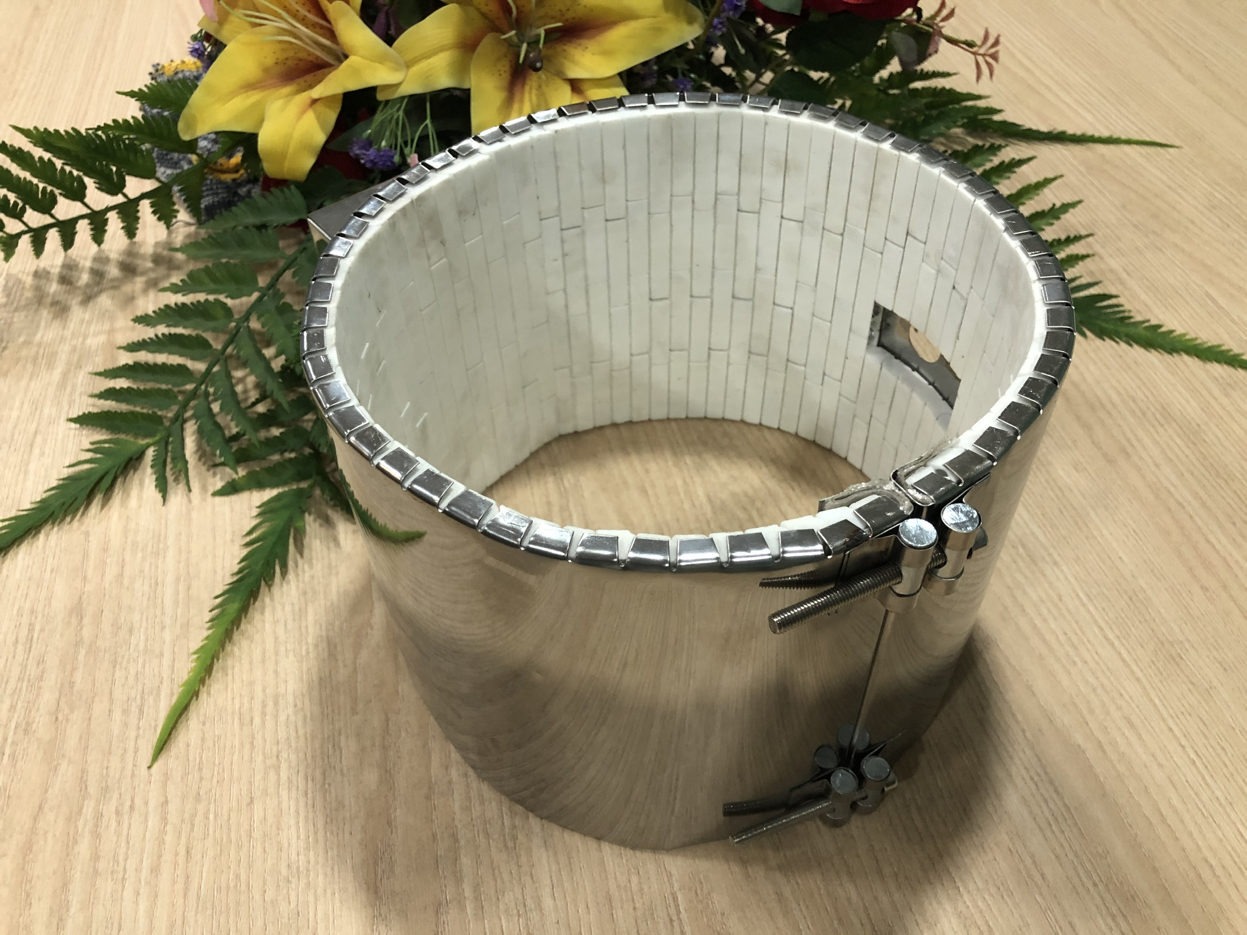 Điện trở vòng sứ Điện trở vòng sứ