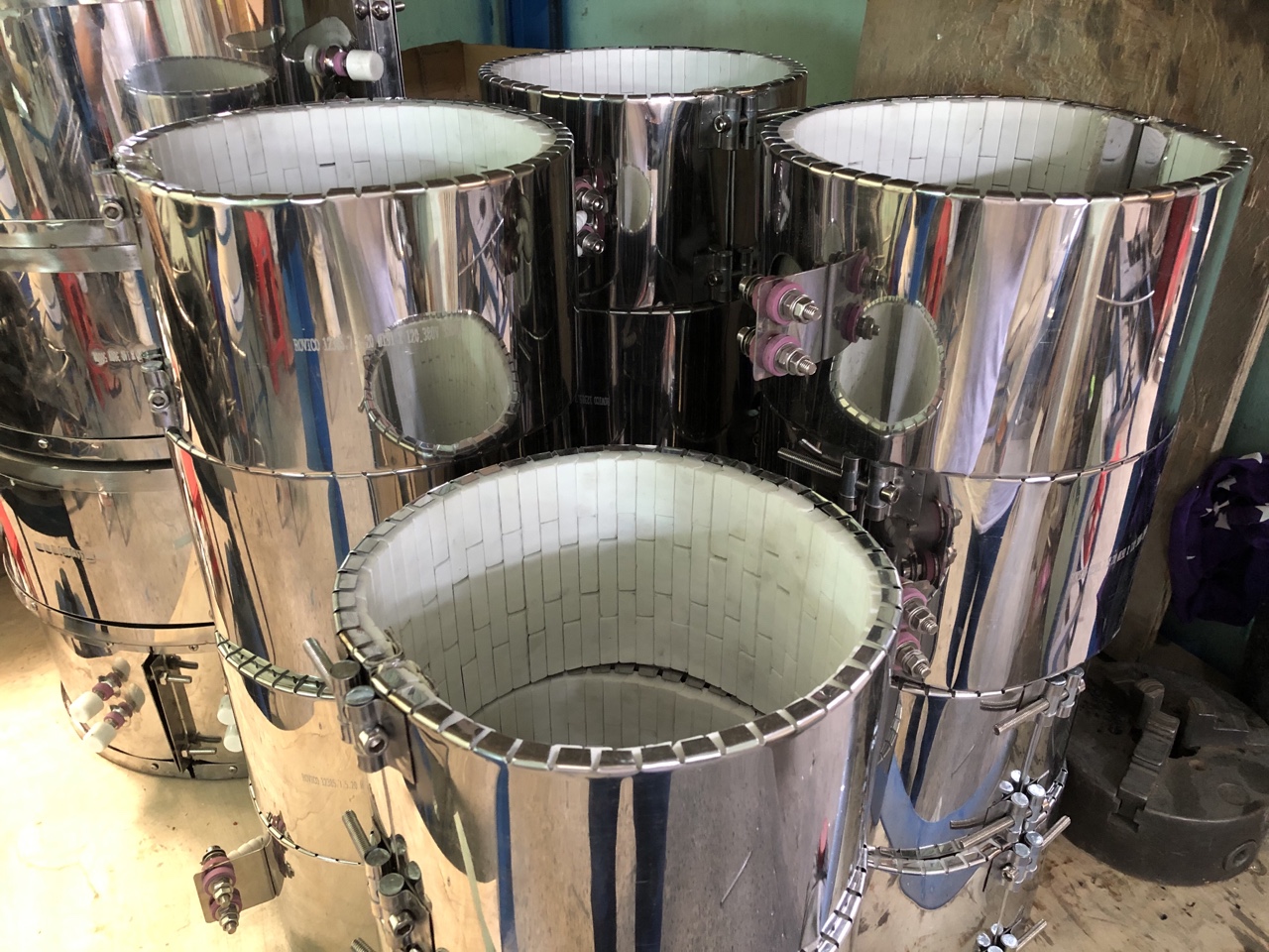 Điện trở vòng sứ Ø190*120/380V*3.5KW Điện trở vòng sứ Ø190*120/380V*3.5KW