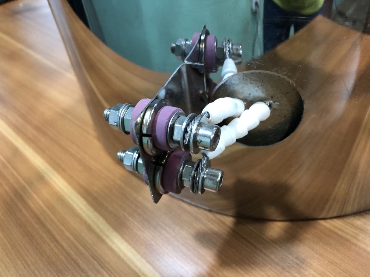 Điện trở vòng sứ Ø190*120/380V*3.5KW Điện trở vòng sứ Ø190*120/380V*3.5KW