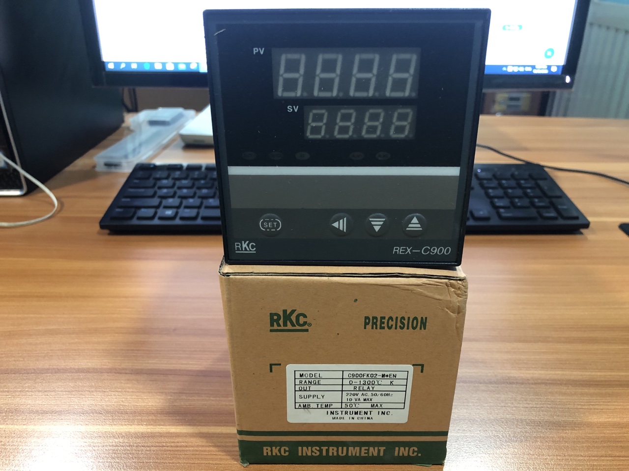 Dong-ho-nhiet-rex-C900 Dong-ho-nhiet-rex-C900