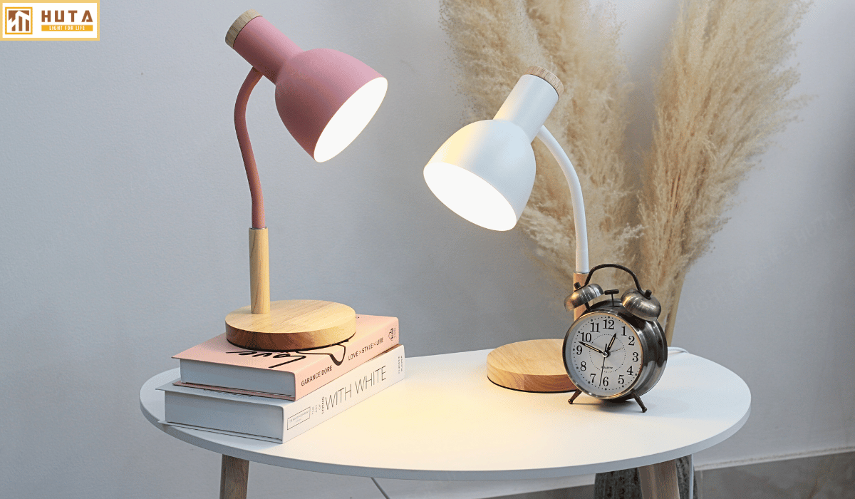 3. Đèn bàn học LVG02 sử dụng như thế nào?