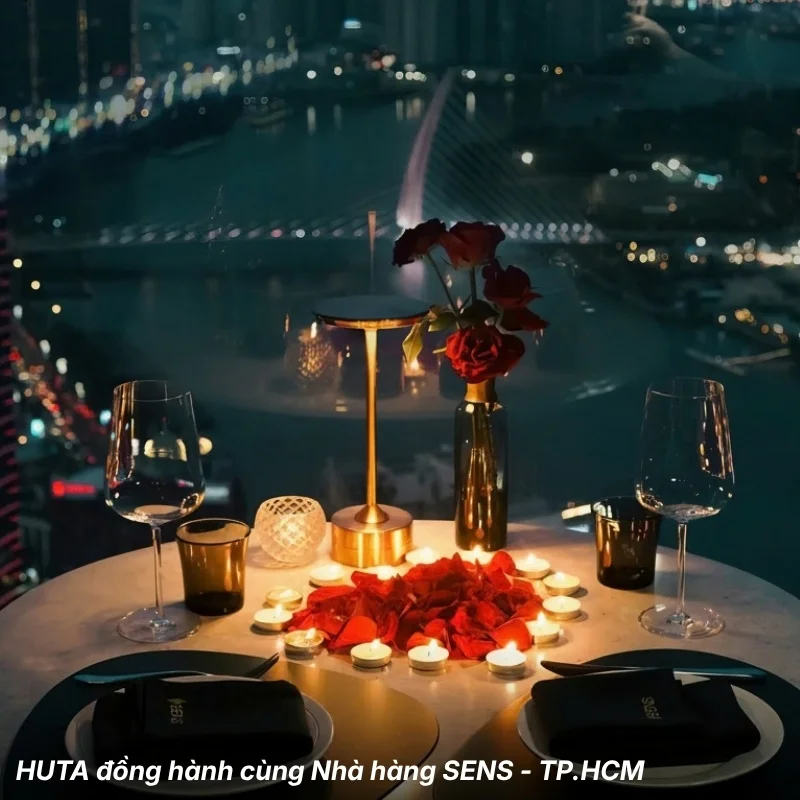 Đèn bàn trang trí HUTA tại nhà hàng