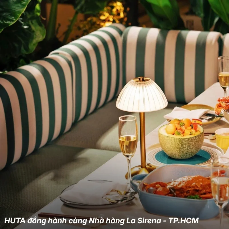 Đèn bàn trang trí HUTA tại nhà hàng
