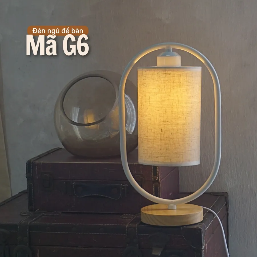 Đèn ngủ để bàn thân gỗ HUTA Light For Life G6