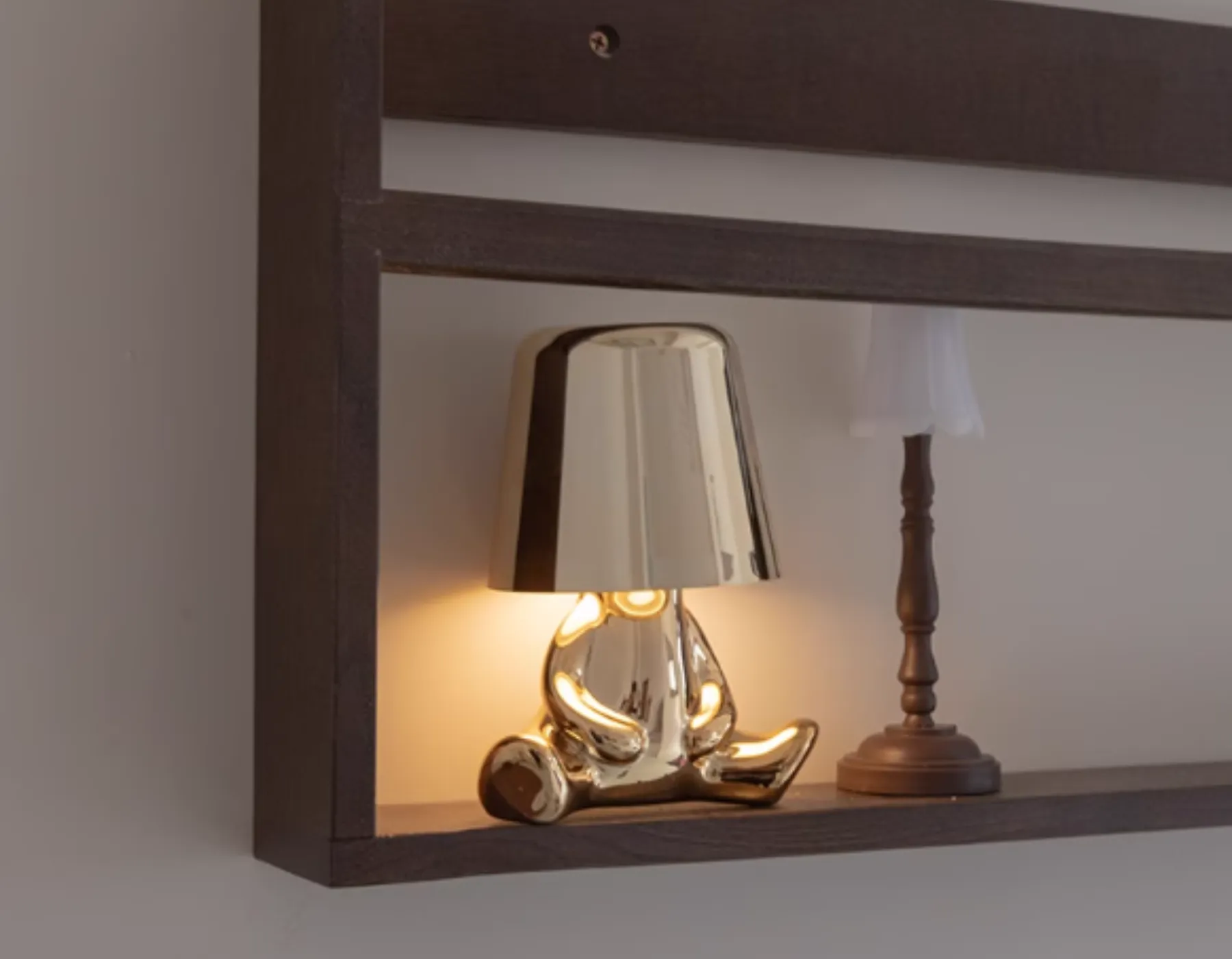 6. KHÔNG GIAN SỬ DỤNG ĐÈN BÀN TRANG TRÍ BOO