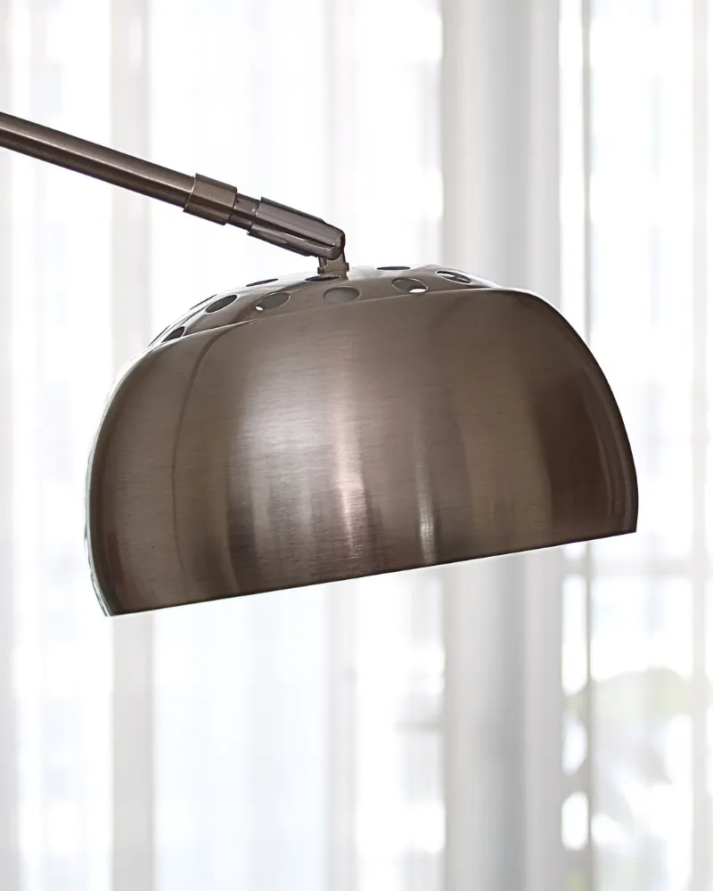 2. CHẤT LIỆU VÀ PHÂN LOẠI ĐÈN CÂY ĐỨNG ĐÈN SÀN KC3