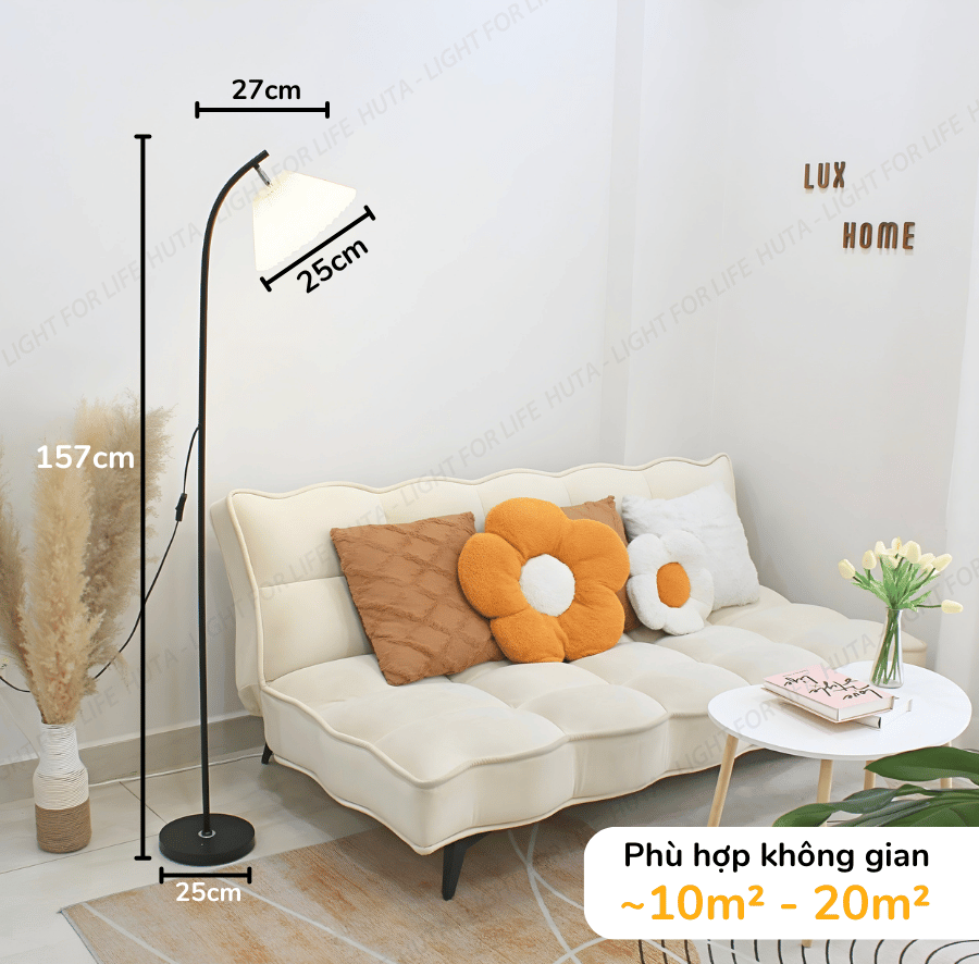 1. Đèn cây đứng mã KT07 có gì nổi bật?