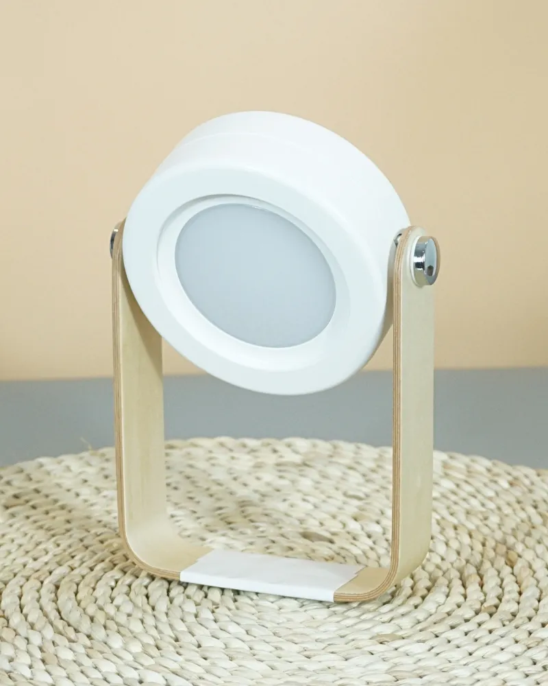 2. CHẤT LIỆU VÀ PHÂN LOẠI ĐÈN BÀN ĐỌC SÁCH DS1