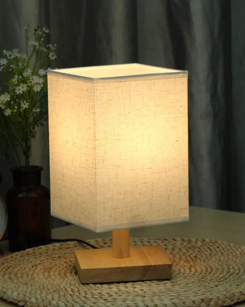 2. CHẤT LIỆU VÀ PHÂN LOẠI ĐÈN NGỦ ĐỂ BÀN G3