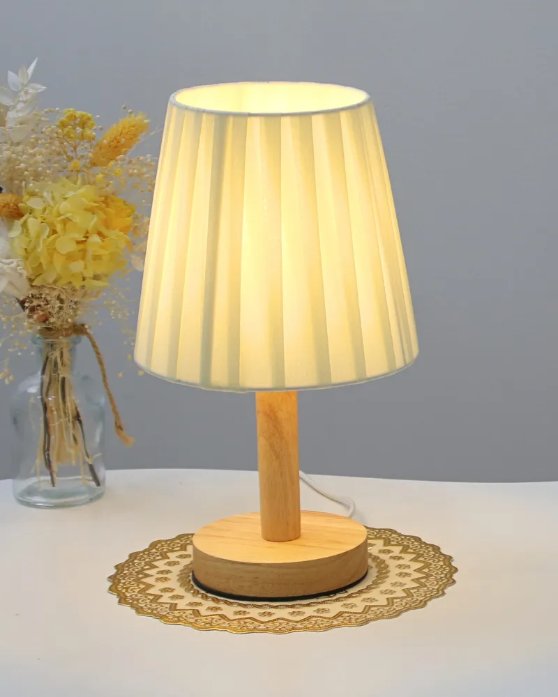 2. CHẤT LIỆU VÀ PHÂN LOẠI ĐÈN NGỦ ĐỂ BÀN G4