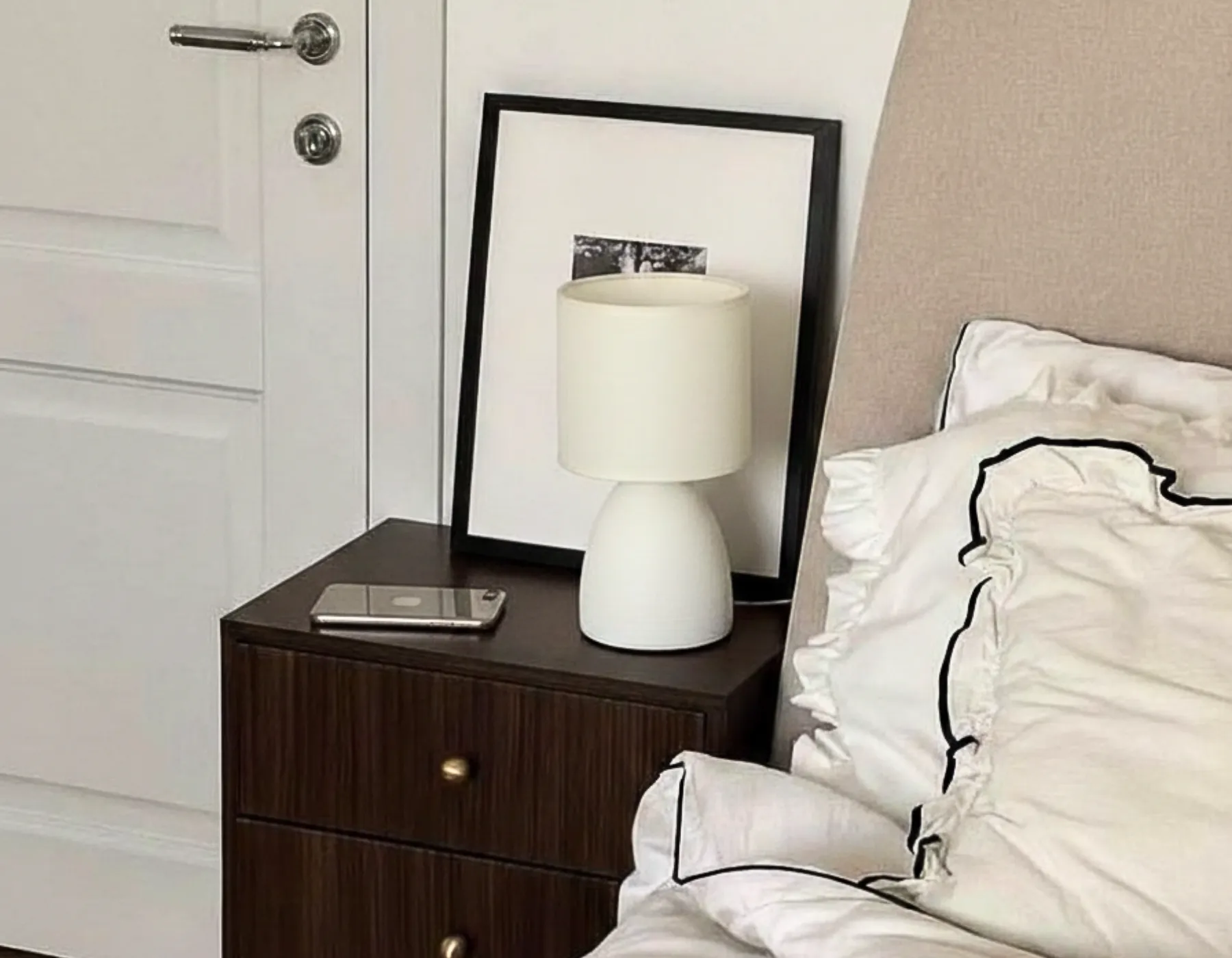 6. KHÔNG GIAN PHÙ HỢP VỚI ĐÈN NGỦ ĐỂ BÀN S2